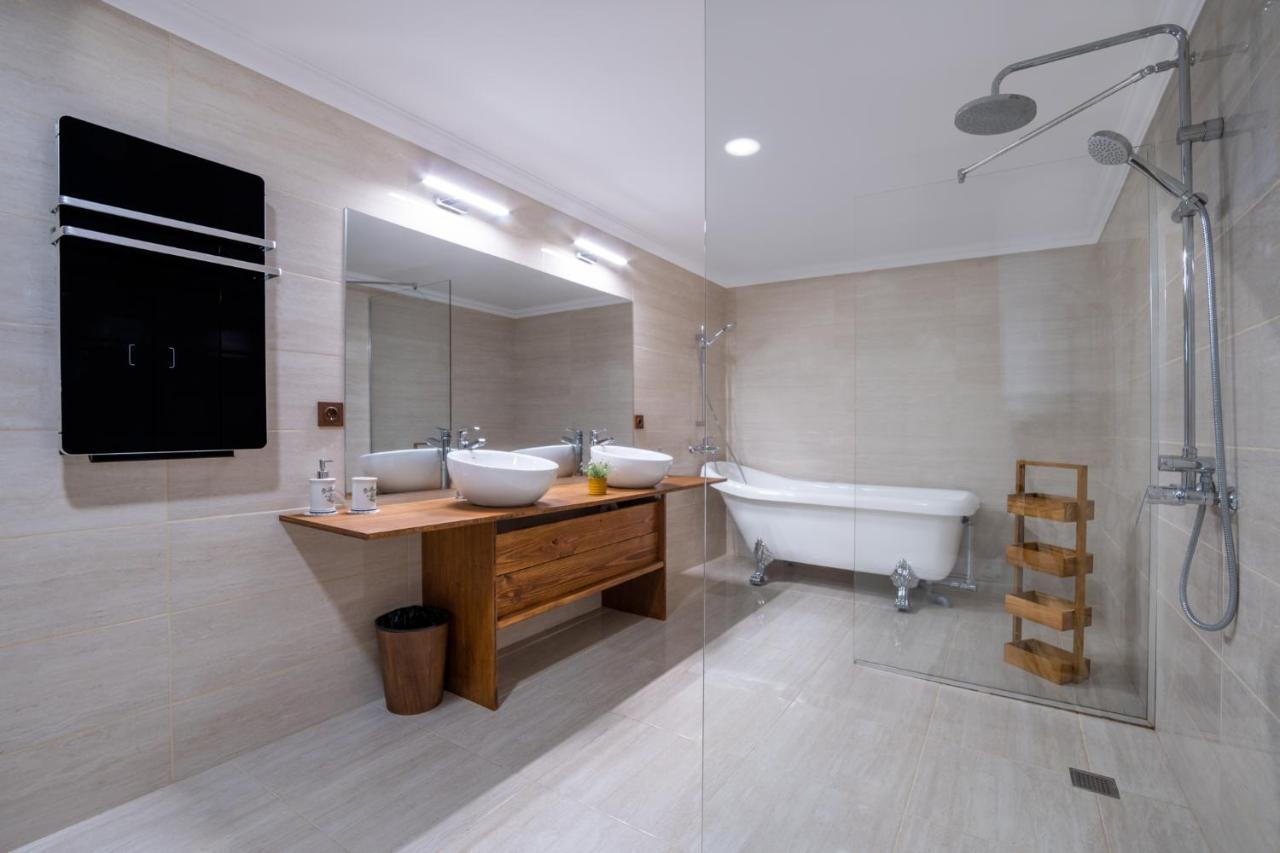 Семеен Хотел И Ресторант Райски Залив Golyama Zhelyazna Extérieur photo