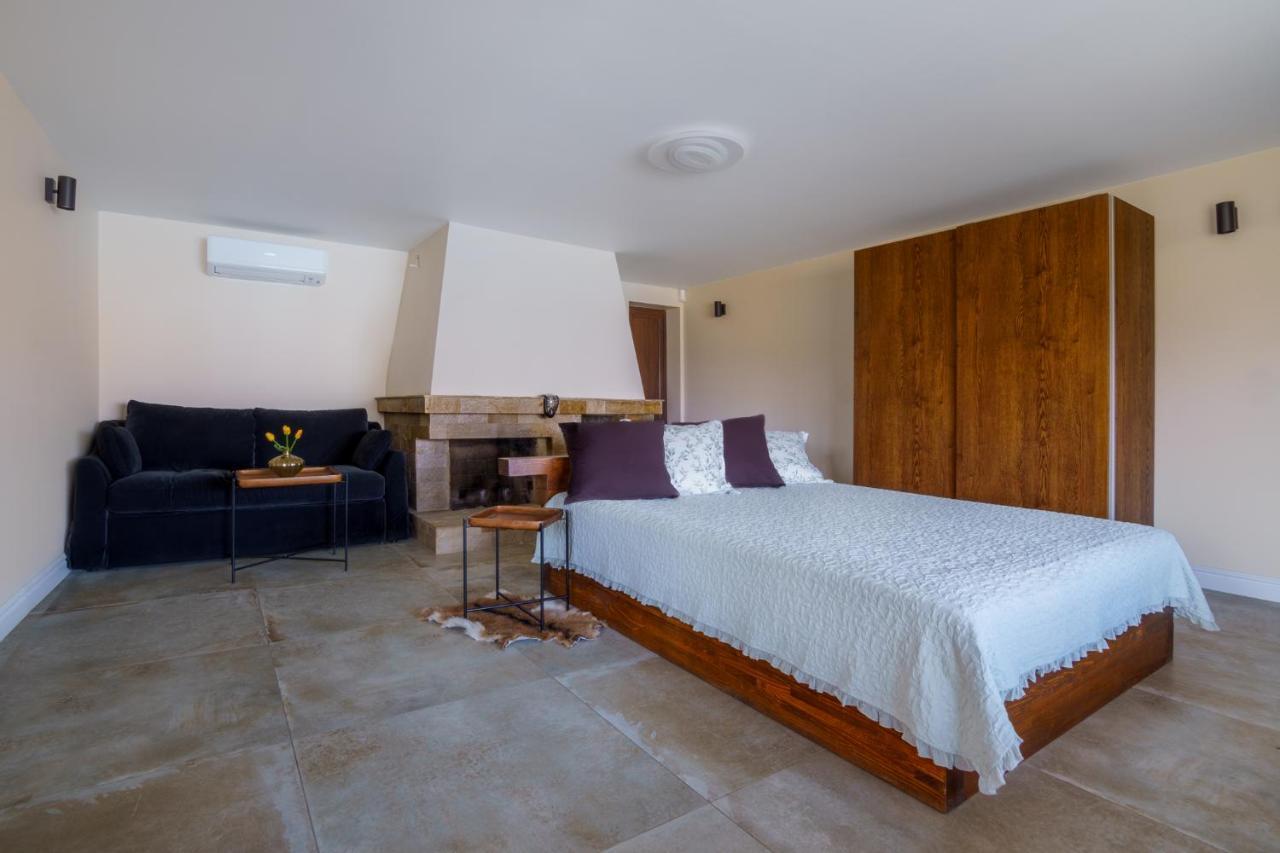 Семеен Хотел И Ресторант Райски Залив Golyama Zhelyazna Extérieur photo